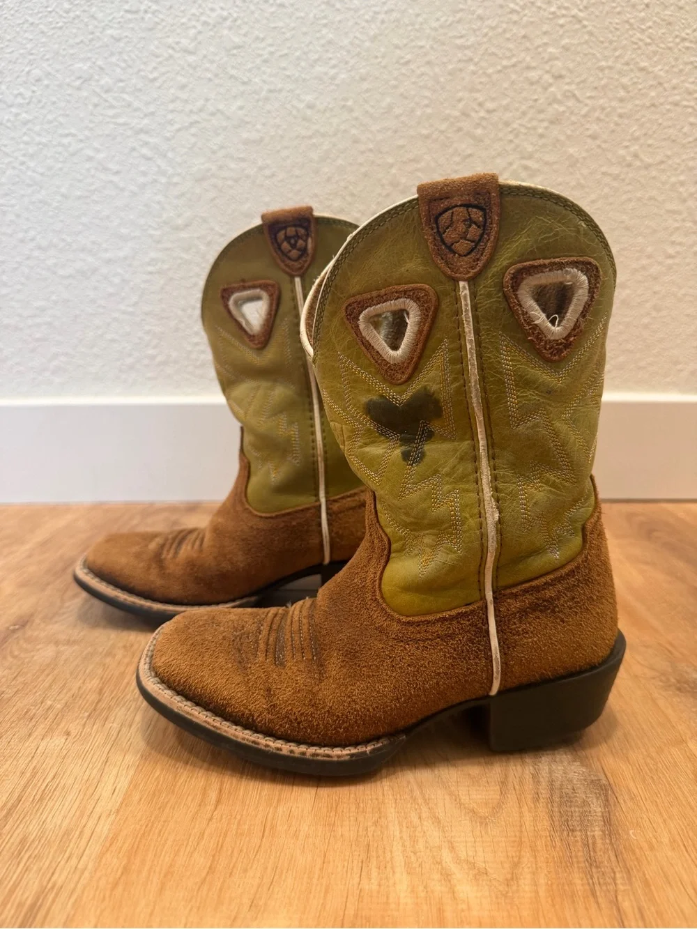 Ariat Kids Brown & Olive Pull-On Western Boots